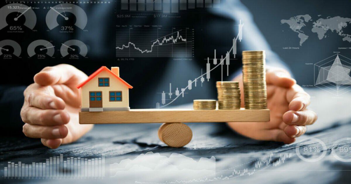 A scale with real estate and symbolic money on both ends showing how to invest in real estate